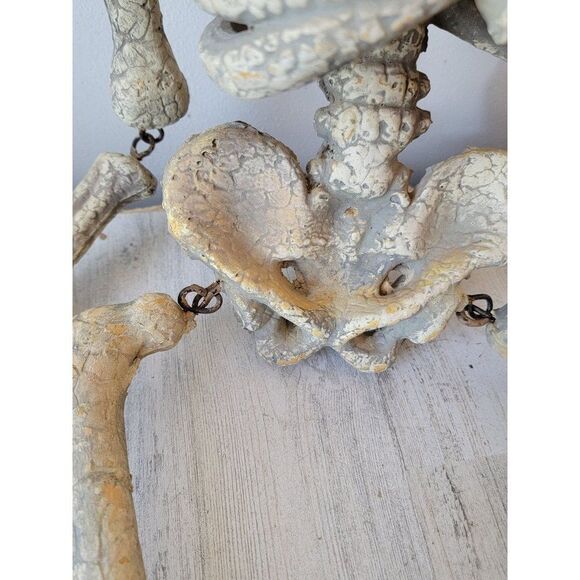 Rustic Skull black bleeding face hanging Halloween scary pop decor jointed - Picture 8 of 16